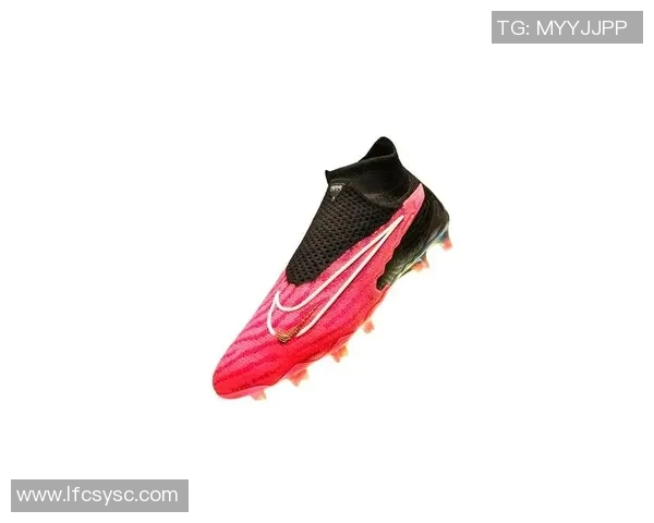 耐克足球装备助力球员蜕变成全球足球明星的幕后故事